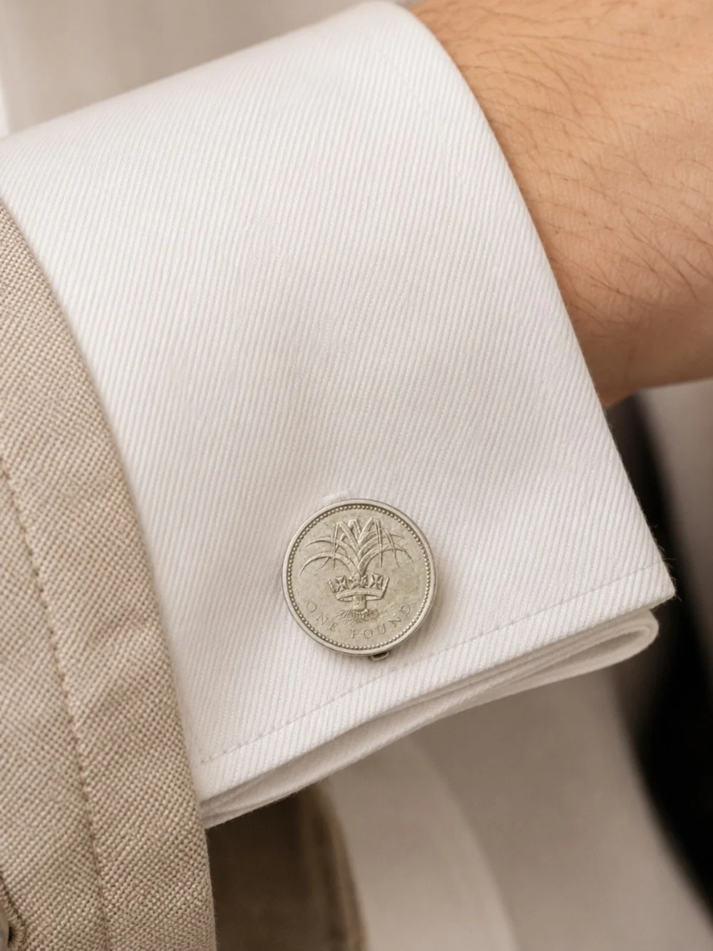 Welsh Heritage £1 Coin Cufflinks –Leek & Crown Design– Patriotic Symbol of Wales